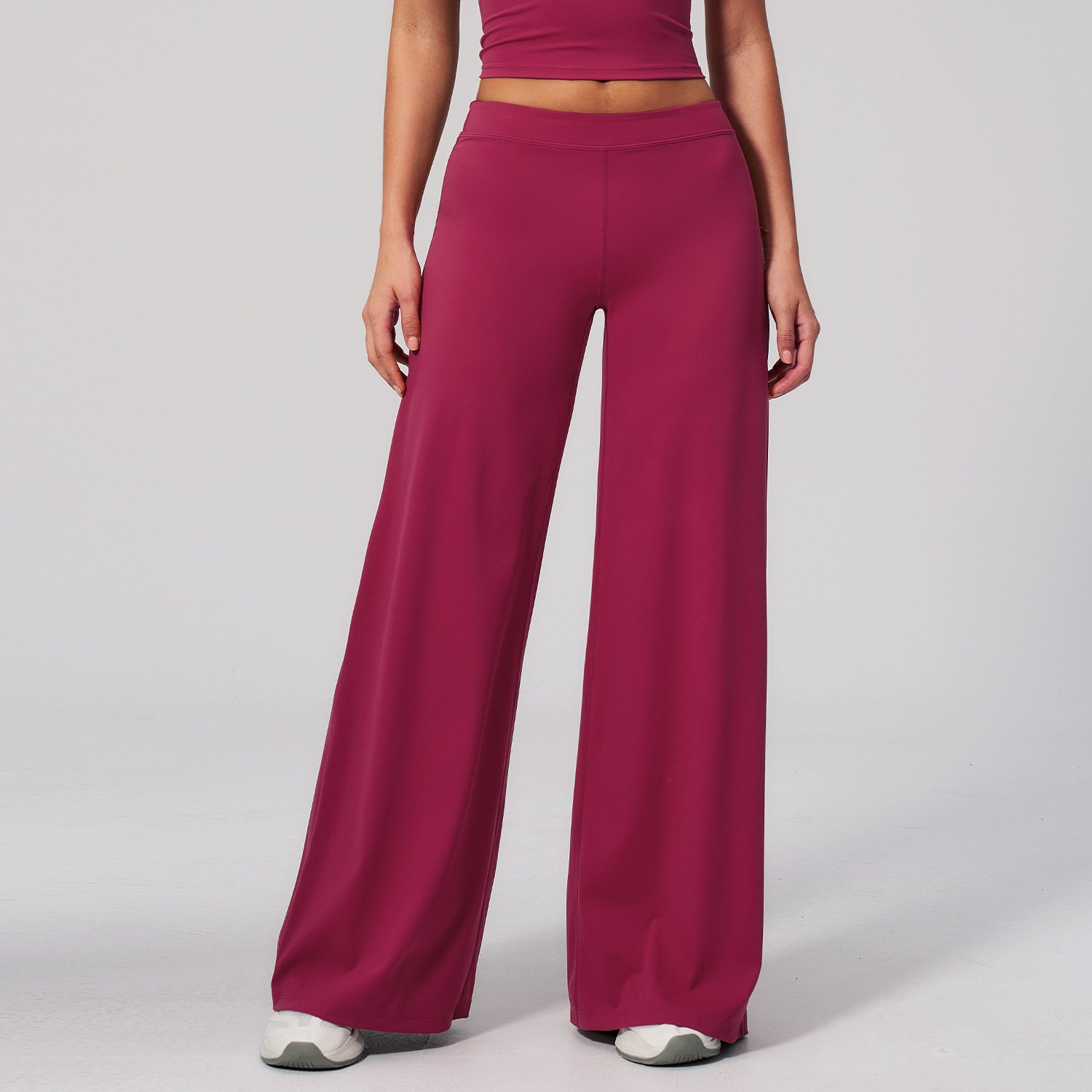 China Activewear Manufacturer Minimalist Activewear Wholesale Sportswear Apparel Athletic Pants Gym ...
