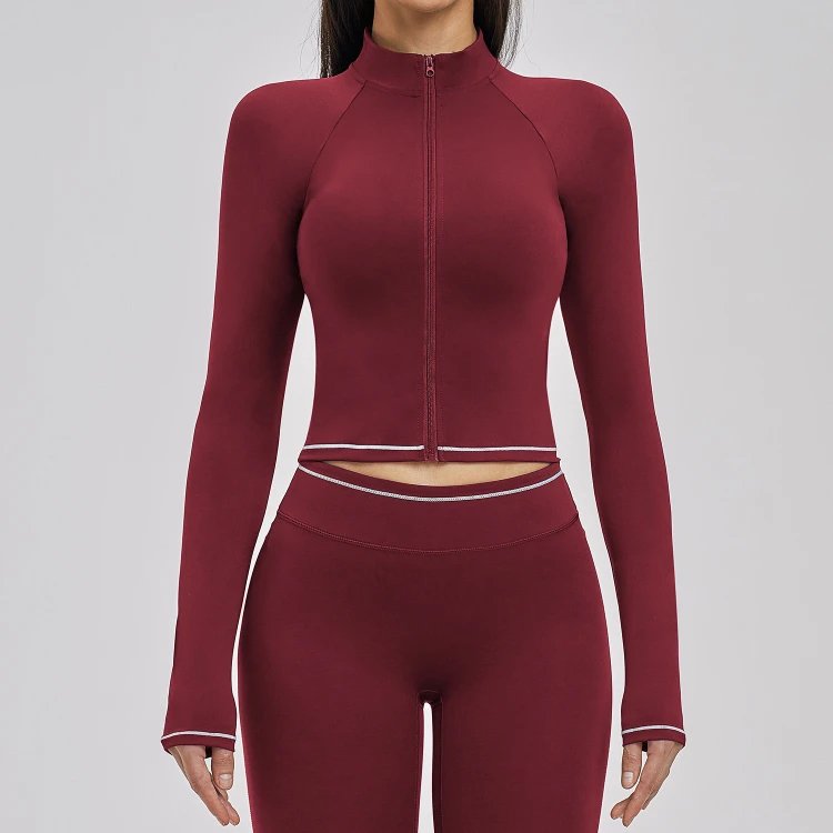 Yoga Wear for Startup Brands Custom Logo Yoga Wear Fitness Clothing Lightweight Jacket